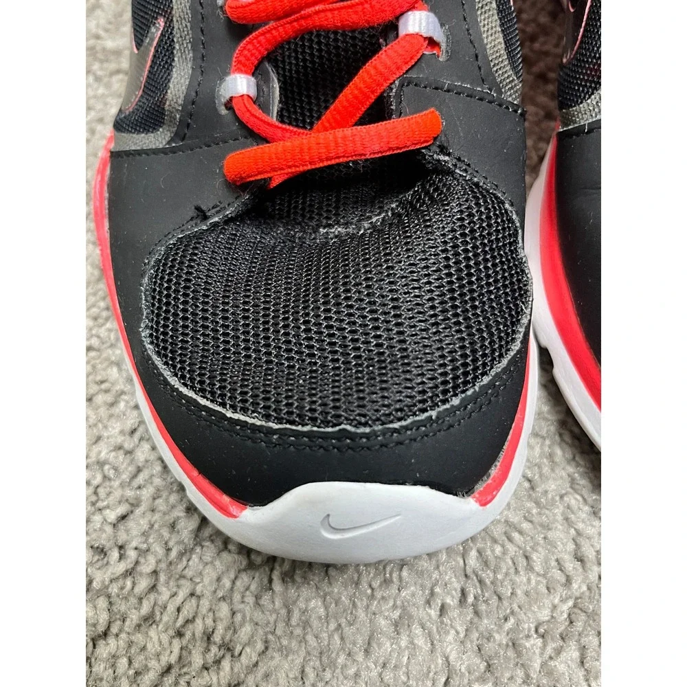 Nike In-Season TR 3 Womens Training Shoes Black Red 643083-002 Size 8